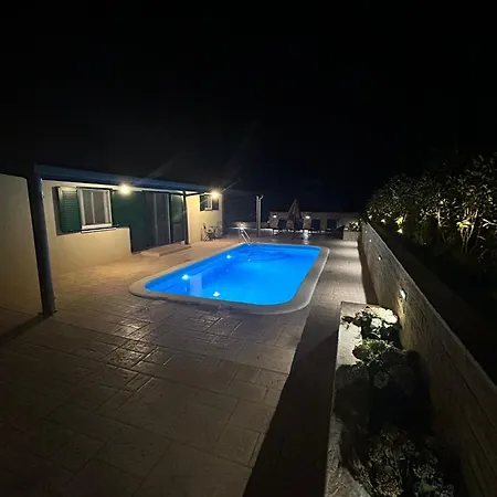 House Mia *